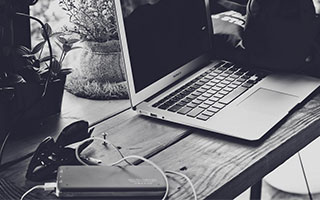 劳塔罗传射泽林斯基、图拉姆建功 国米3-1博洛尼亚